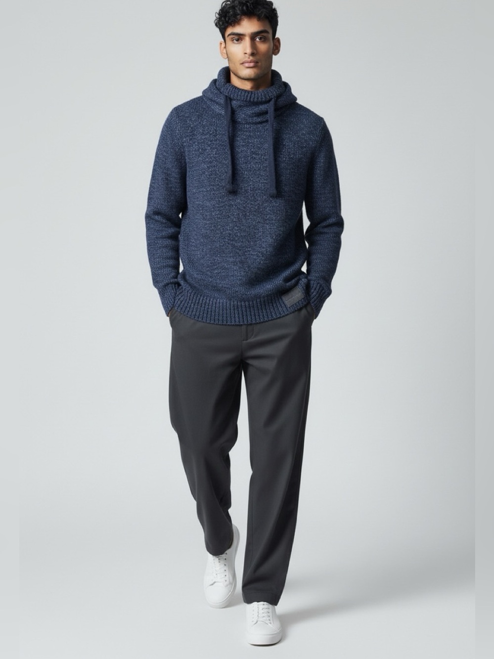 Men’s Superdry Navy cable hoodie sweater size Medium preowned